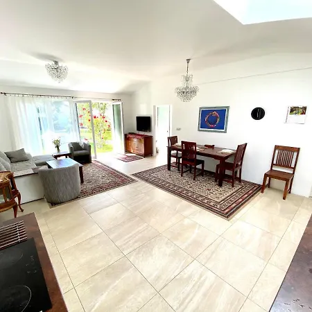 Villa Julia *